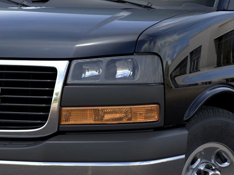 2025 GMC Savana Passenger 2500 LT