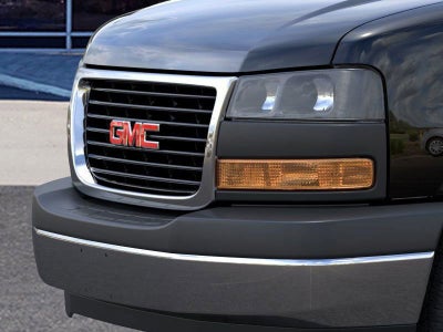 2025 GMC Savana Passenger 2500 LT