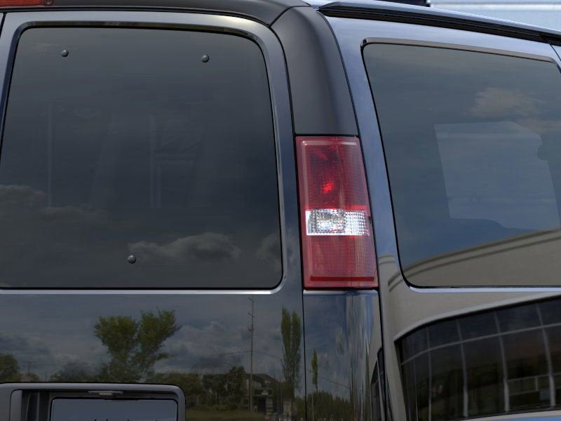 2025 GMC Savana Passenger 2500 LT
