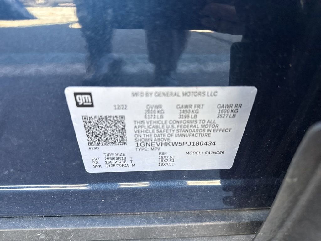 2023 Chevrolet Traverse LT Leather