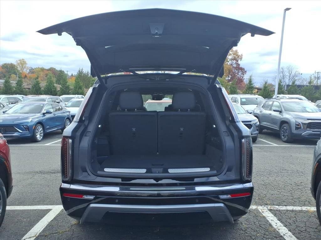 2026 Cadillac VISTIQ Sport