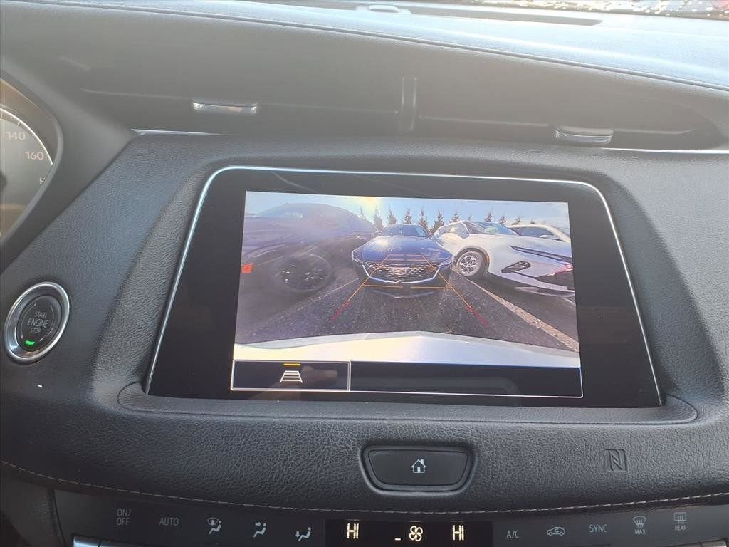 2021 Cadillac XT4 Premium Luxury