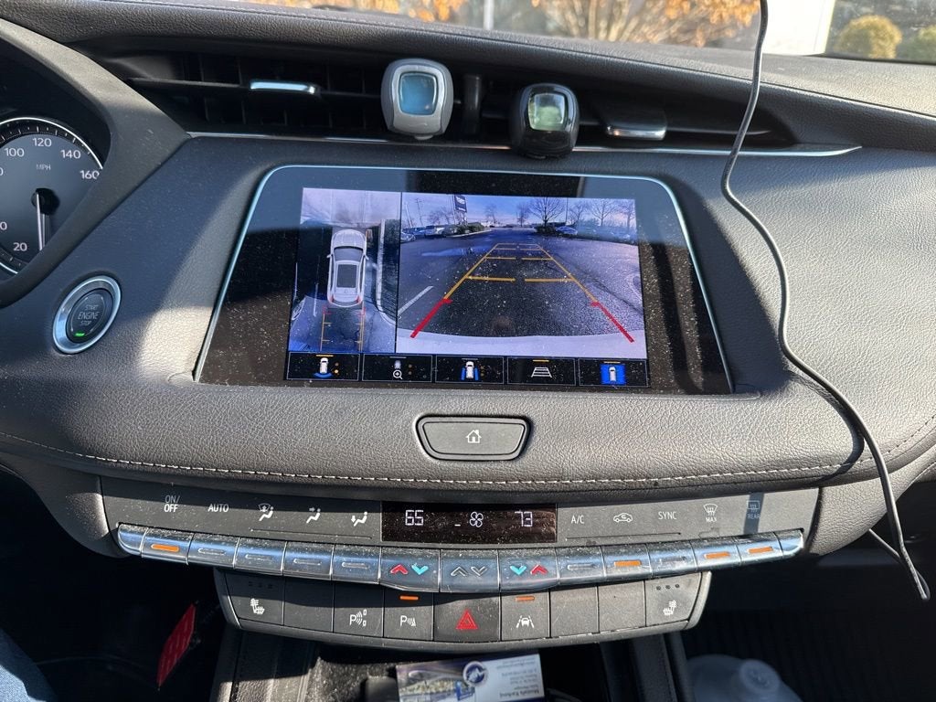 2022 Cadillac XT4 Premium Luxury