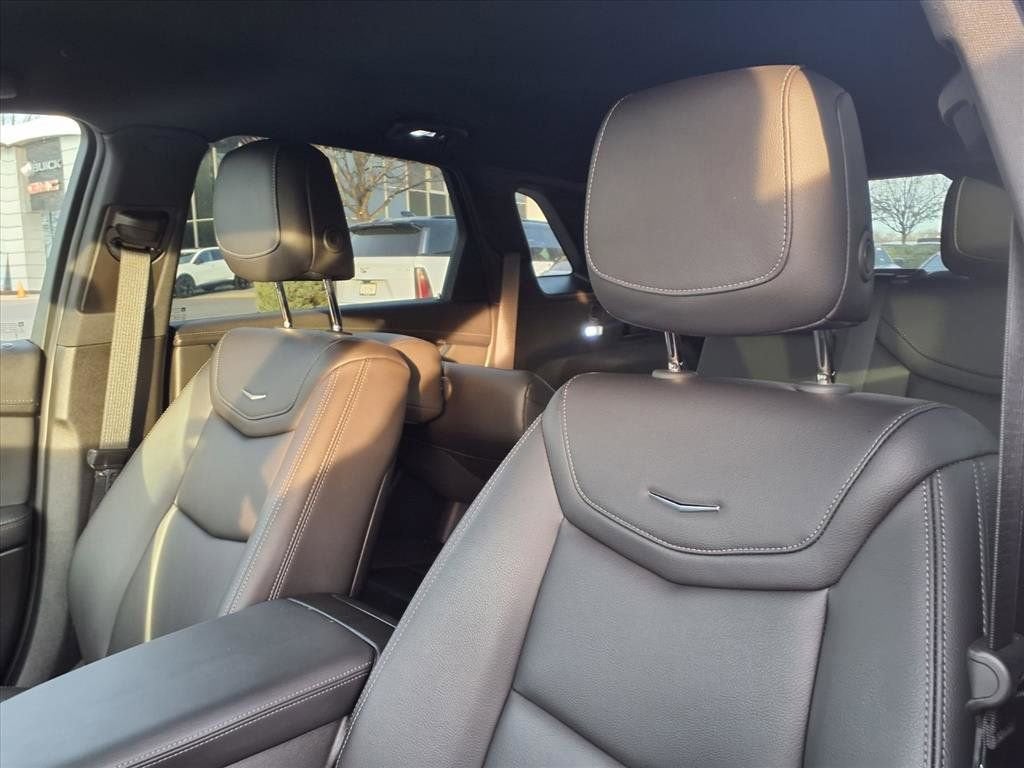 2025 Cadillac XT5 Luxury