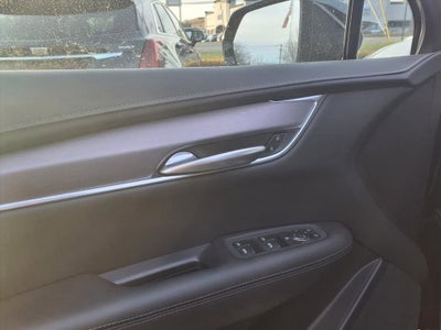 2025 Cadillac XT5 Luxury