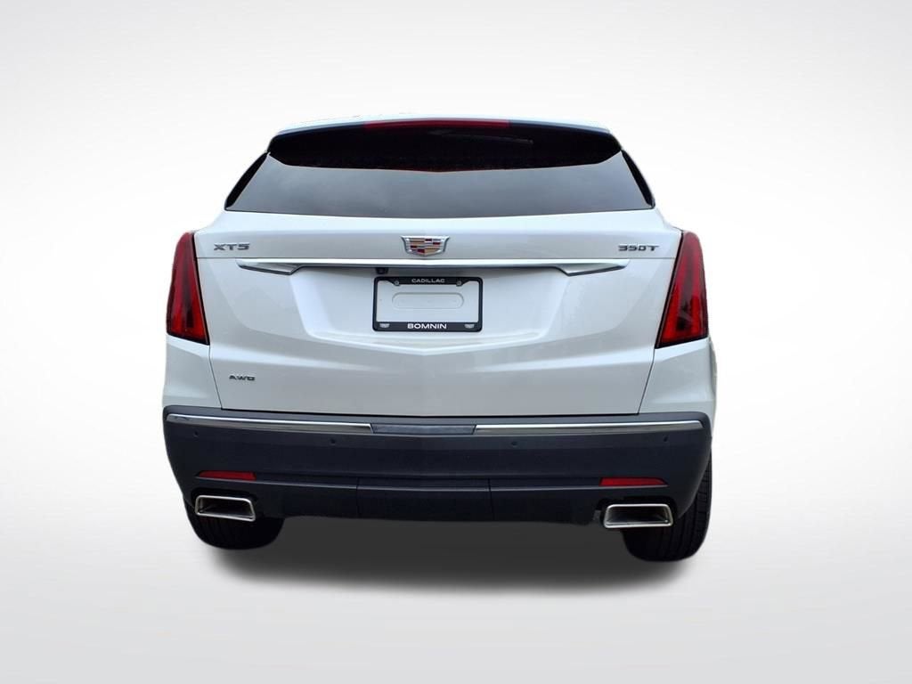 2025 Cadillac XT5 Luxury