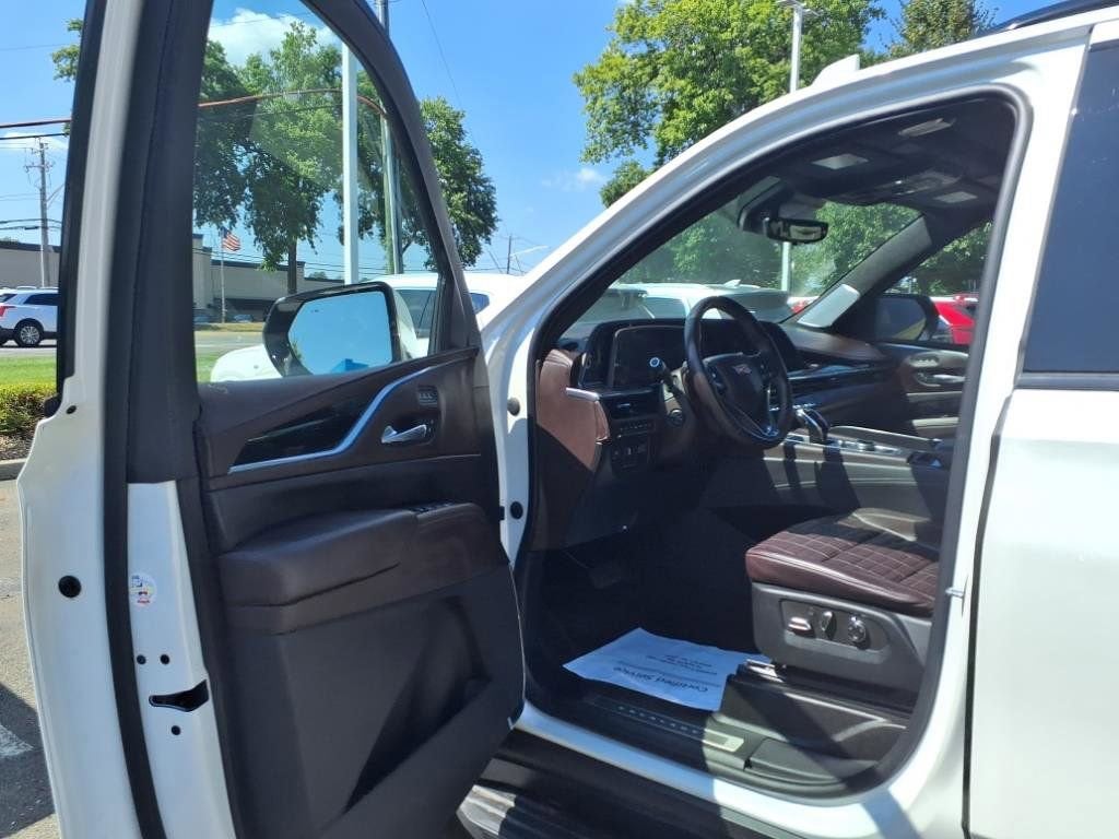 2022 Cadillac Escalade Sport Platinum