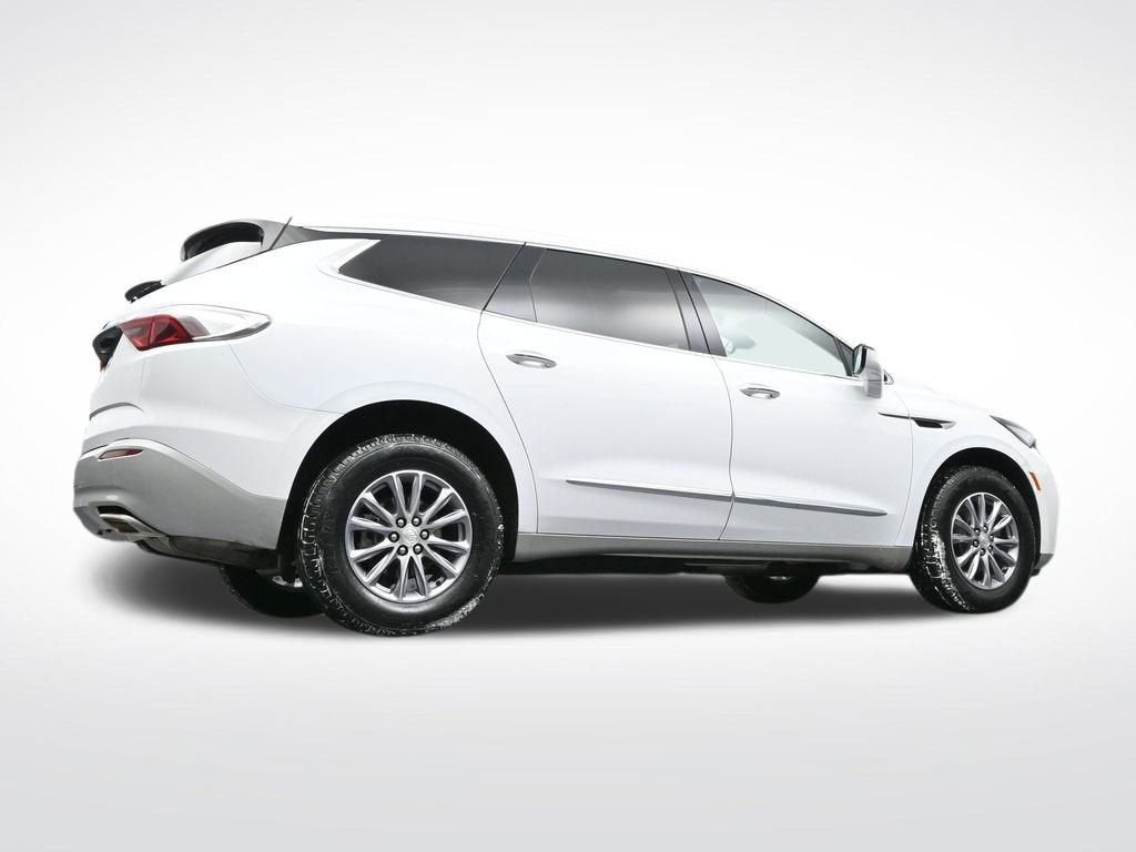 2022 Buick Enclave Essence