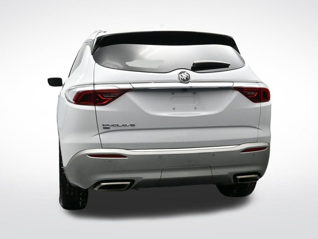 2022 Buick Enclave Essence