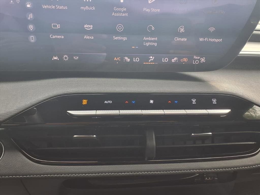 2025 Buick Enclave Preferred