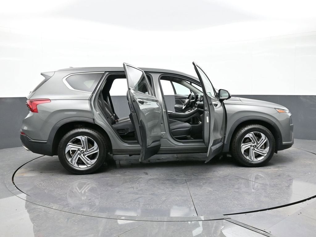 2021 Hyundai Santa Fe SE