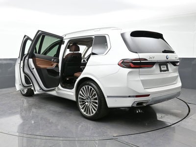 2023 BMW X7 xDrive40i