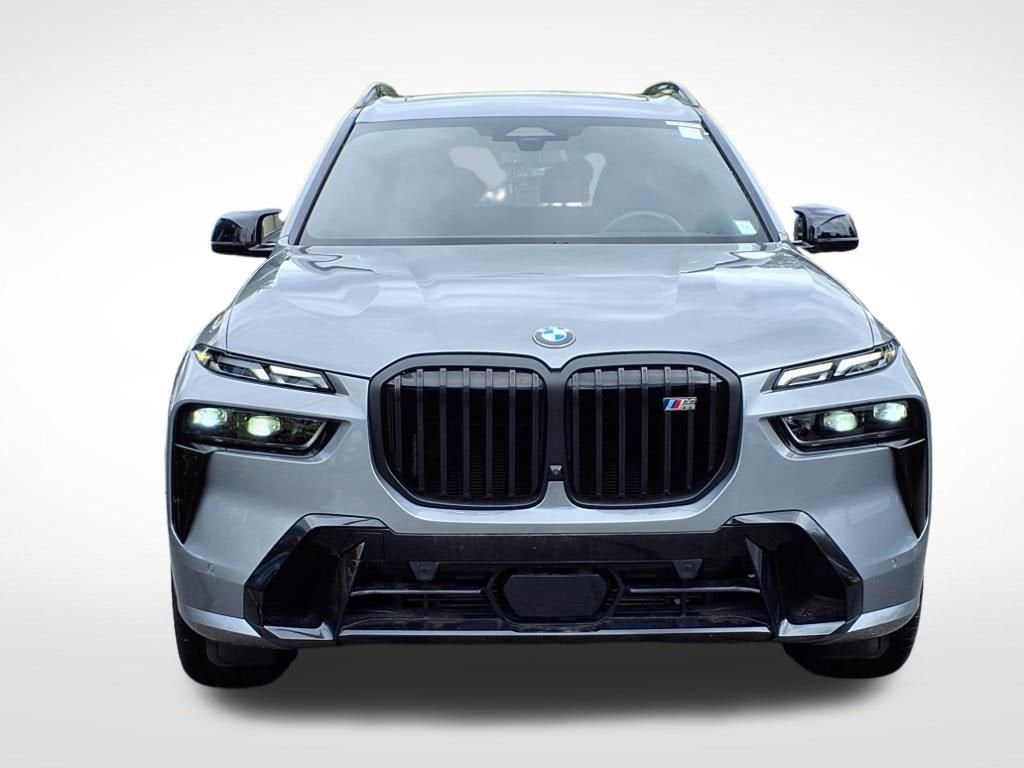 2024 BMW X7 M60i