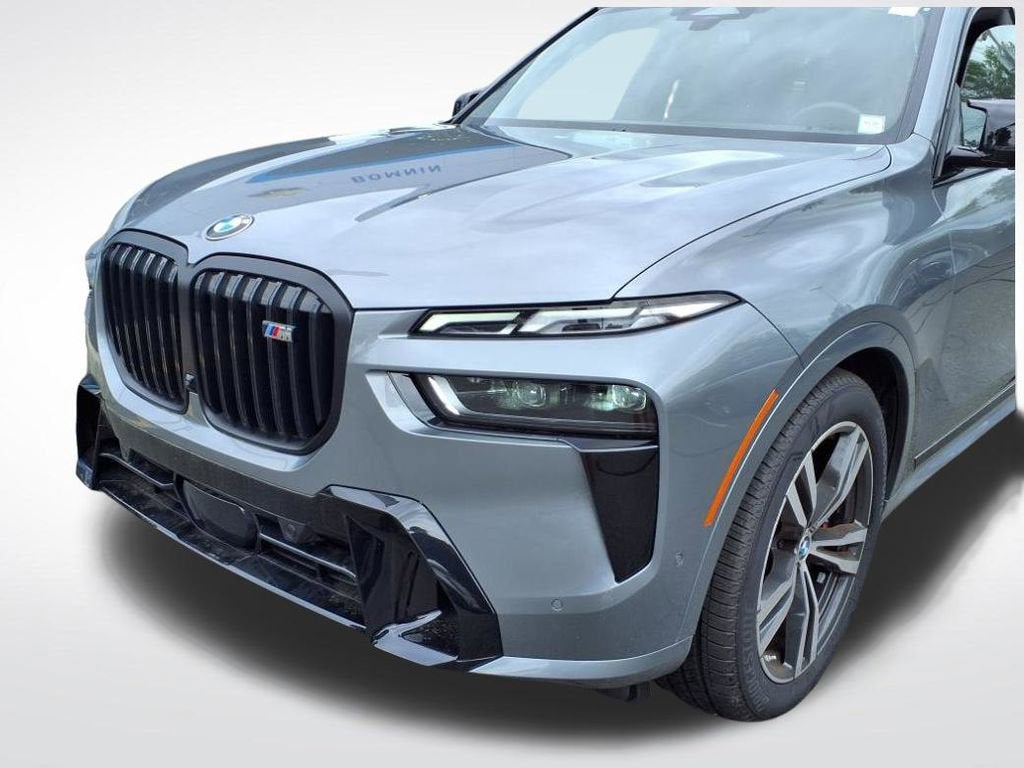 2024 BMW X7 M60i