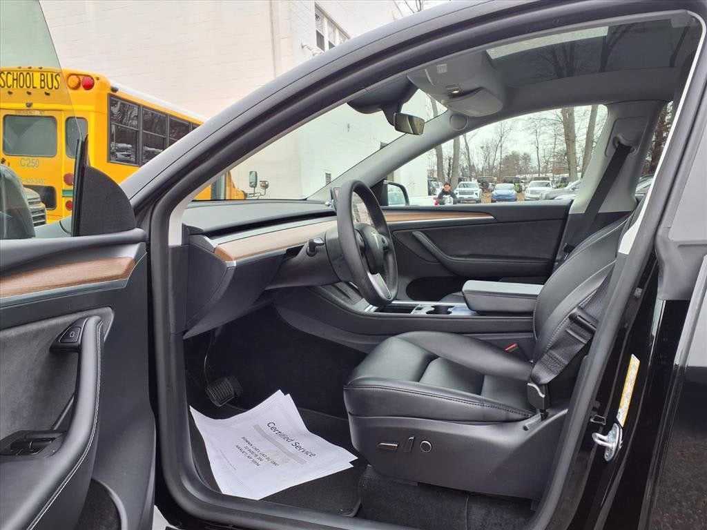 2025 Tesla Model Y Long Range