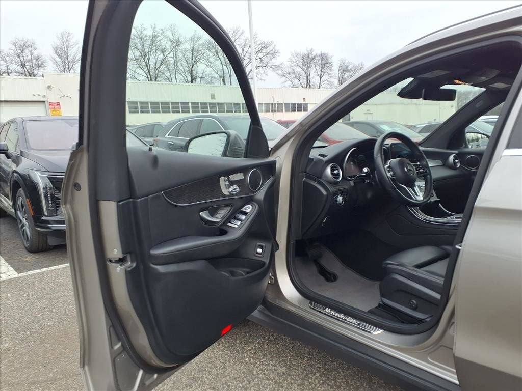 2021 Mercedes-Benz GLC GLC 300