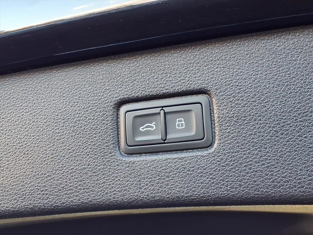 2019 Audi Q7 Premium