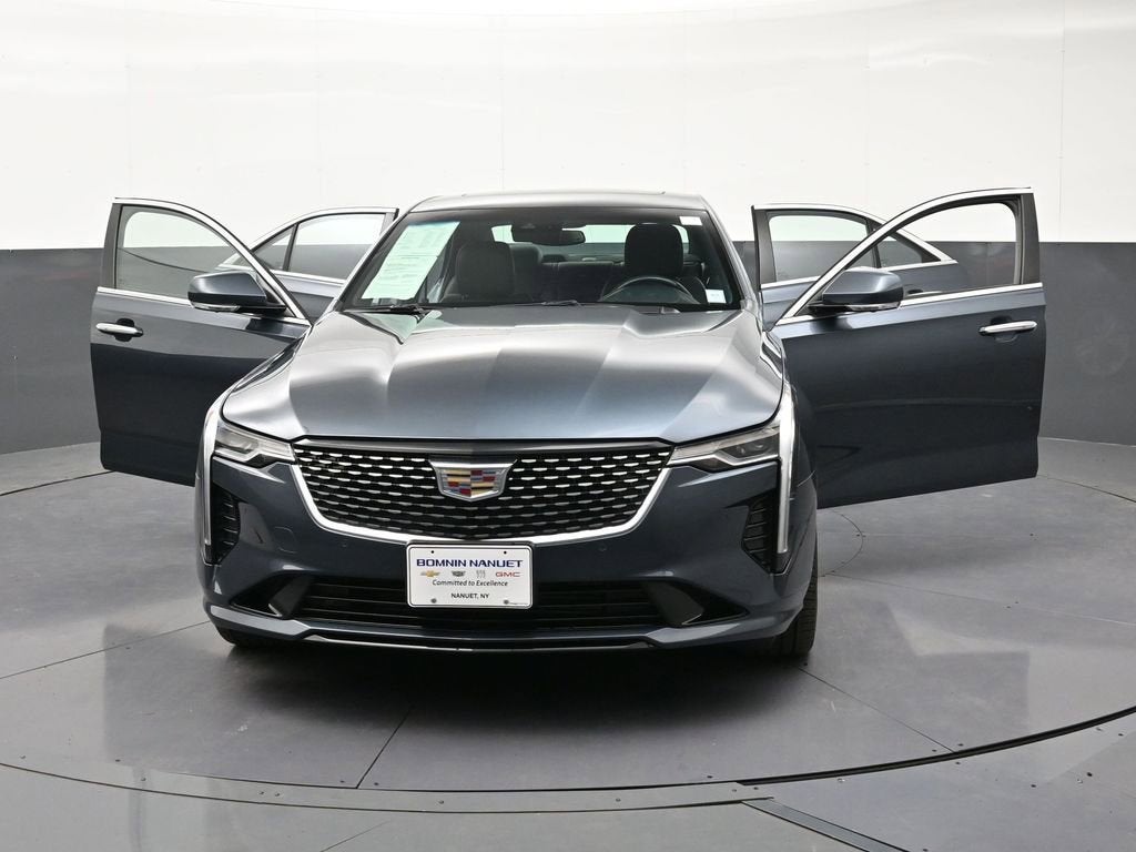 2022 Cadillac CT4 Premium Luxury