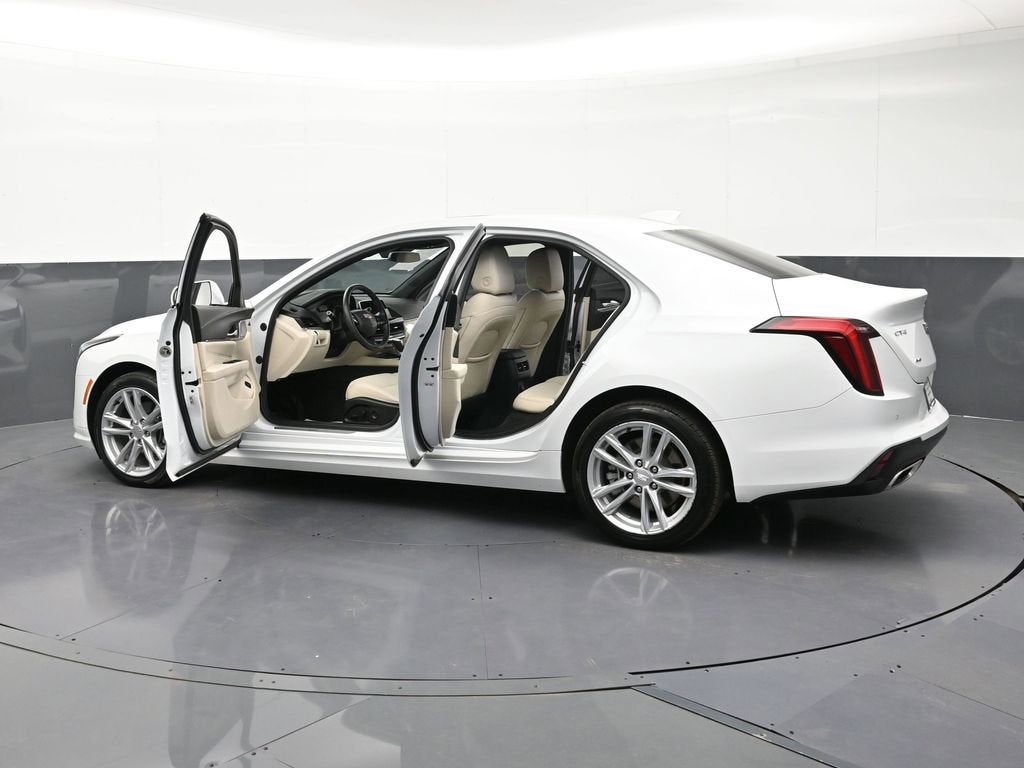 2023 Cadillac CT4 Luxury