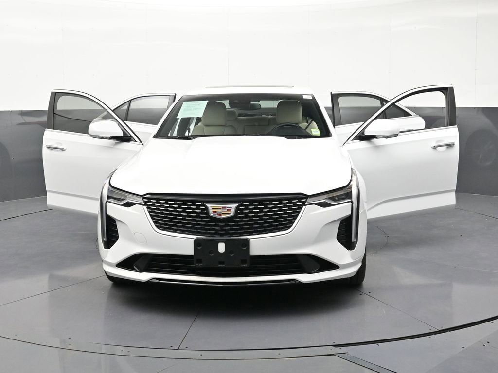 2023 Cadillac CT4 Luxury