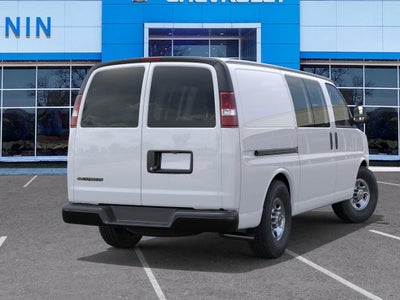 2025 Chevrolet Express Cargo WT