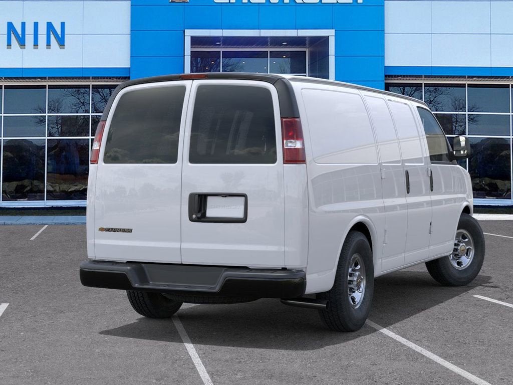 2025 Chevrolet Express Cargo WT