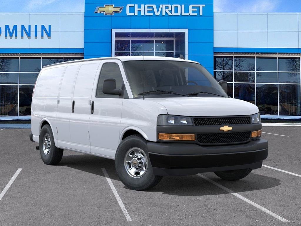 2025 Chevrolet Express Cargo WT