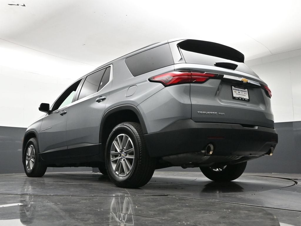 2023 Chevrolet Traverse LT Cloth
