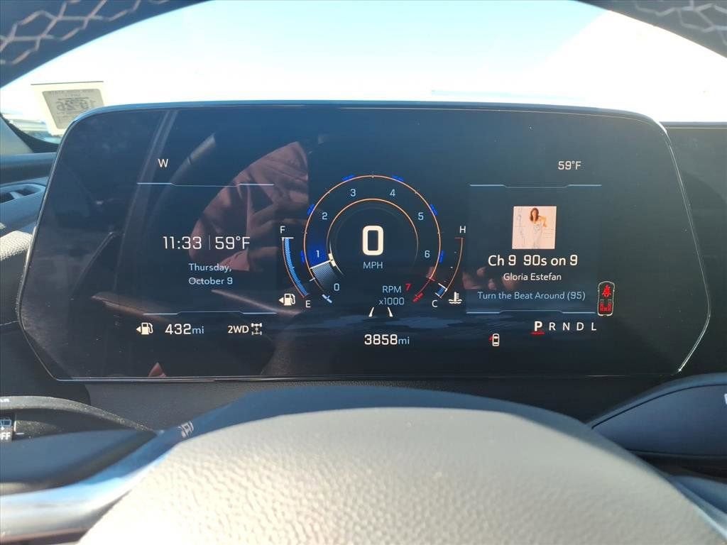 2025 Chevrolet Traverse LT