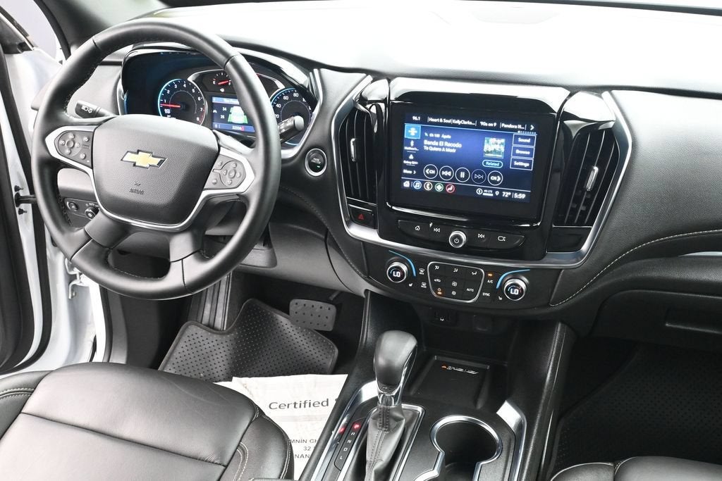 2023 Chevrolet Traverse LT Leather