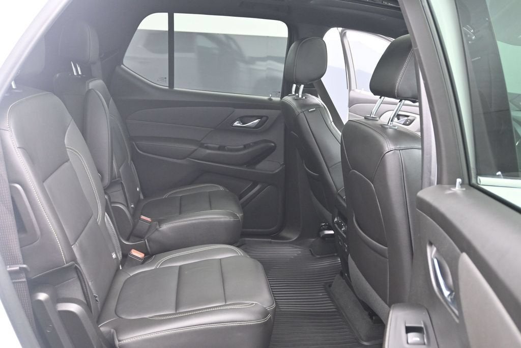 2023 Chevrolet Traverse 3LT - Photo 12
