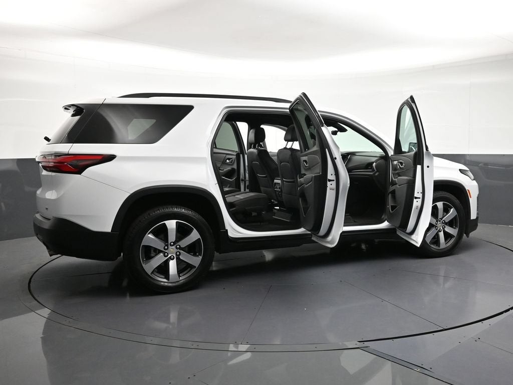 2023 Chevrolet Traverse 3LT - Photo 32