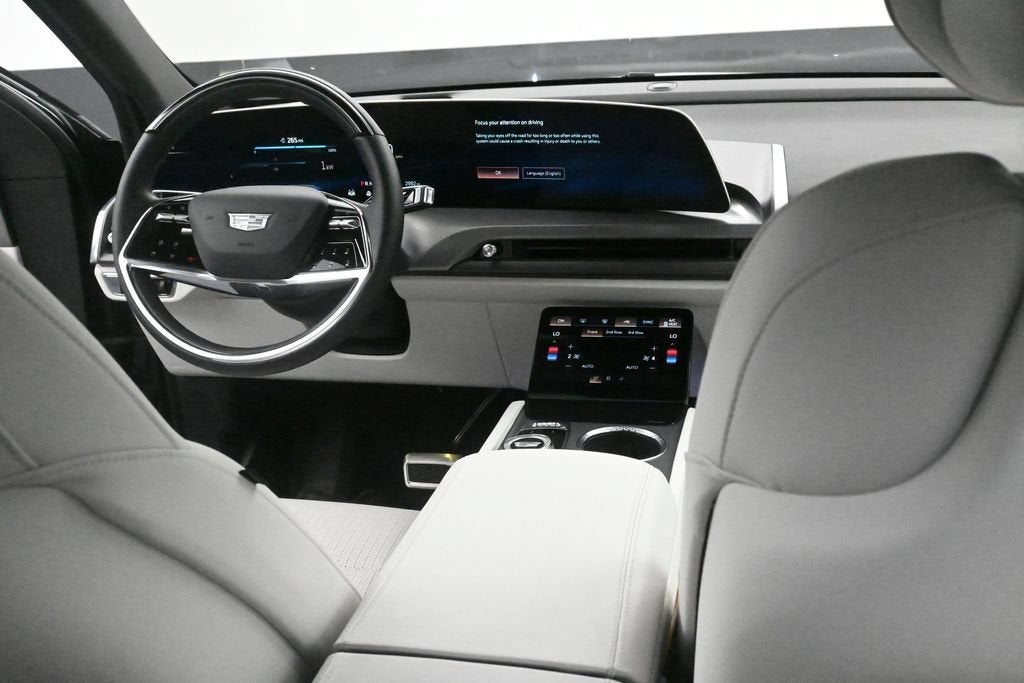 2026 Cadillac VISTIQ Luxury