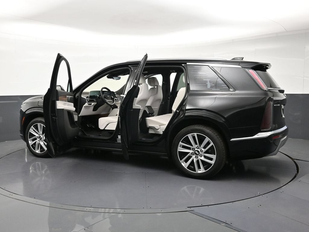 2026 Cadillac VISTIQ Luxury