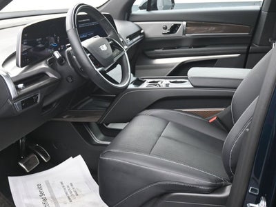 2026 Cadillac VISTIQ Luxury