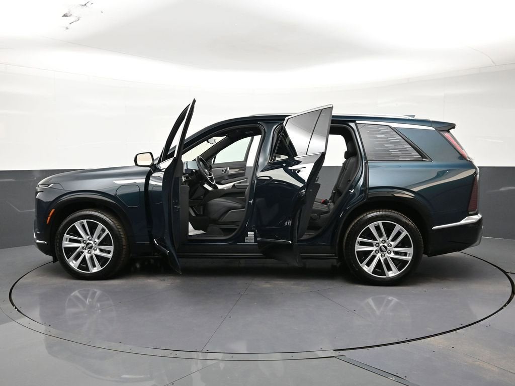 2026 Cadillac VISTIQ Luxury