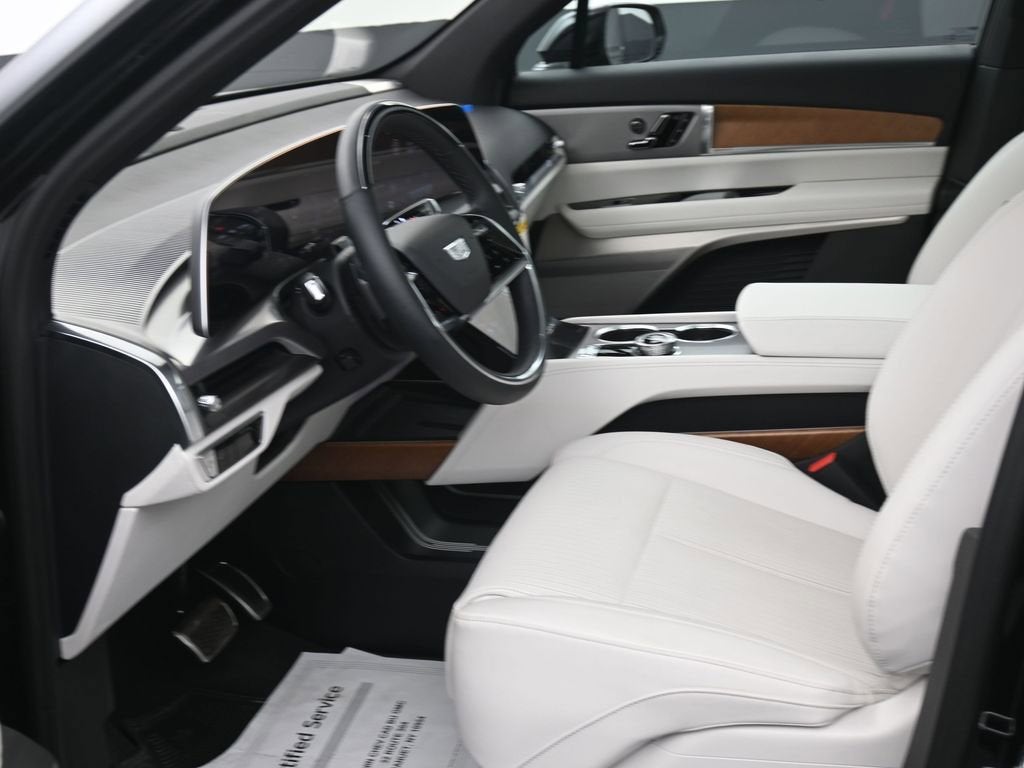 2026 Cadillac VISTIQ Sport