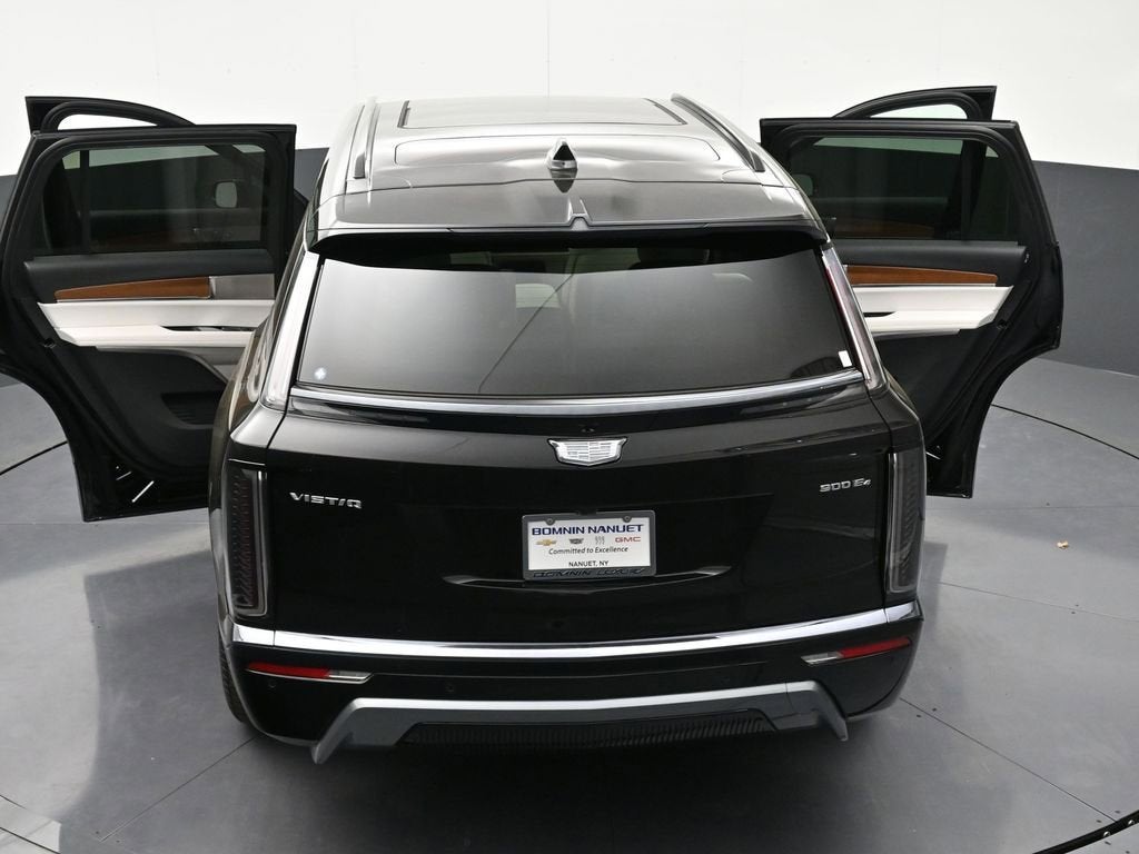 2026 Cadillac VISTIQ Sport