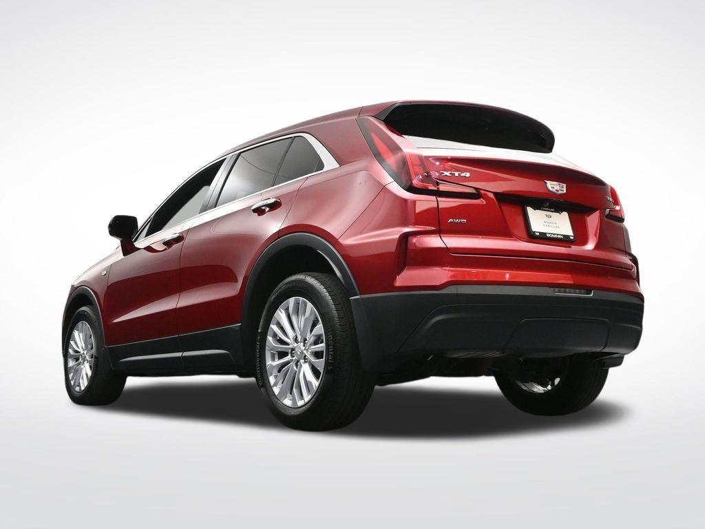 2024 Cadillac XT4 Luxury