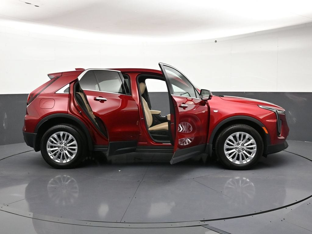 2024 Cadillac XT4 Luxury