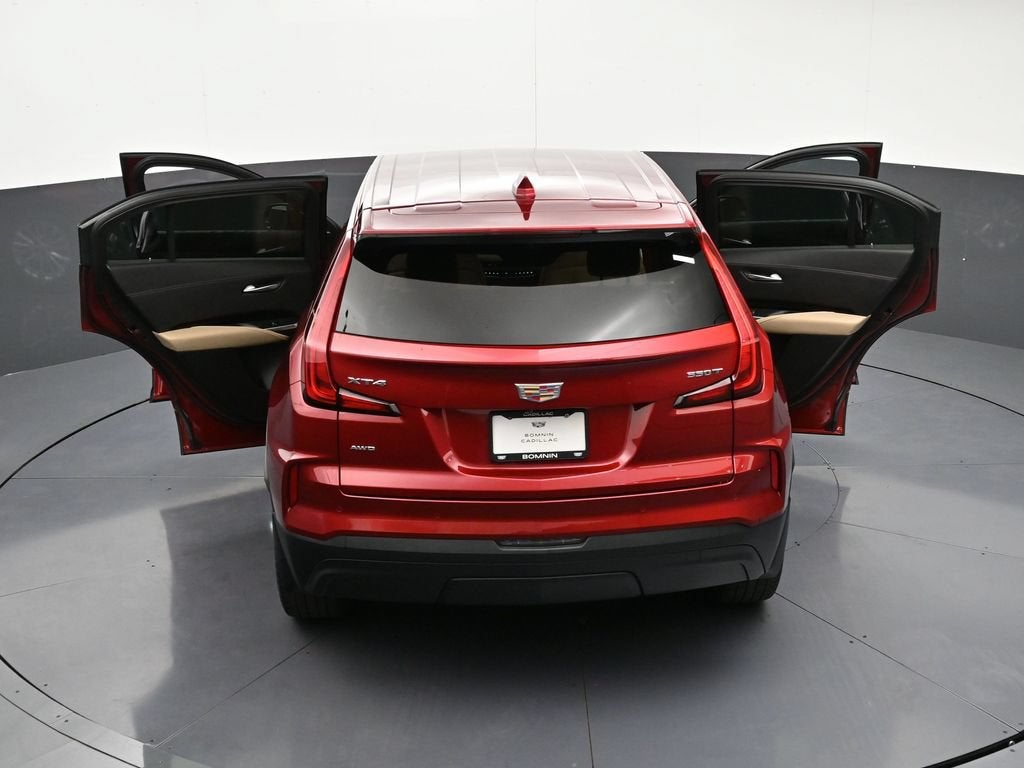 2024 Cadillac XT4 Luxury