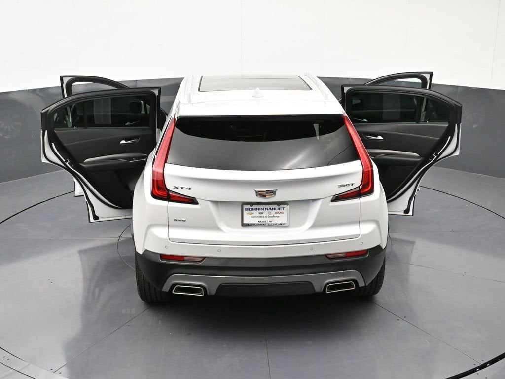 2023 Cadillac XT4 Premium Luxury