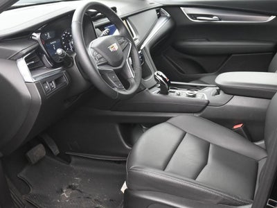 2025 Cadillac XT5 Luxury