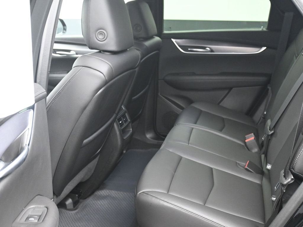 2025 Cadillac XT5 Luxury