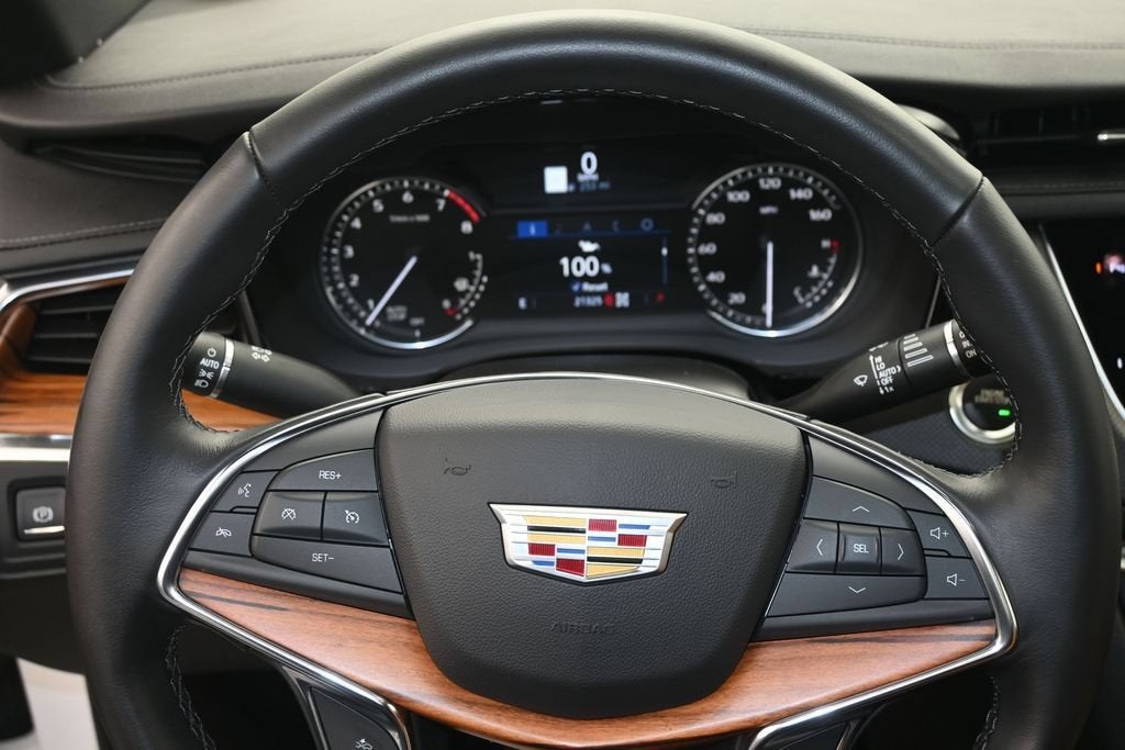 2023 Cadillac XT5 AWD Premium Luxury
