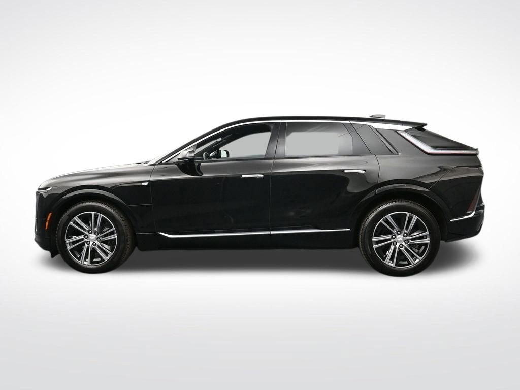 2025 Cadillac LYRIQ Luxury 1