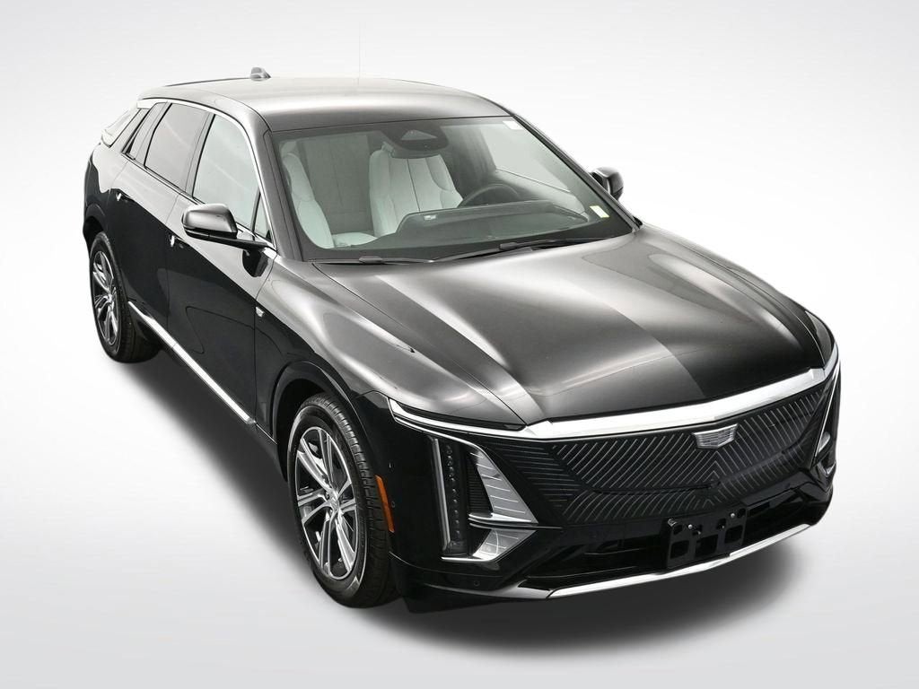 2025 Cadillac LYRIQ Luxury 1