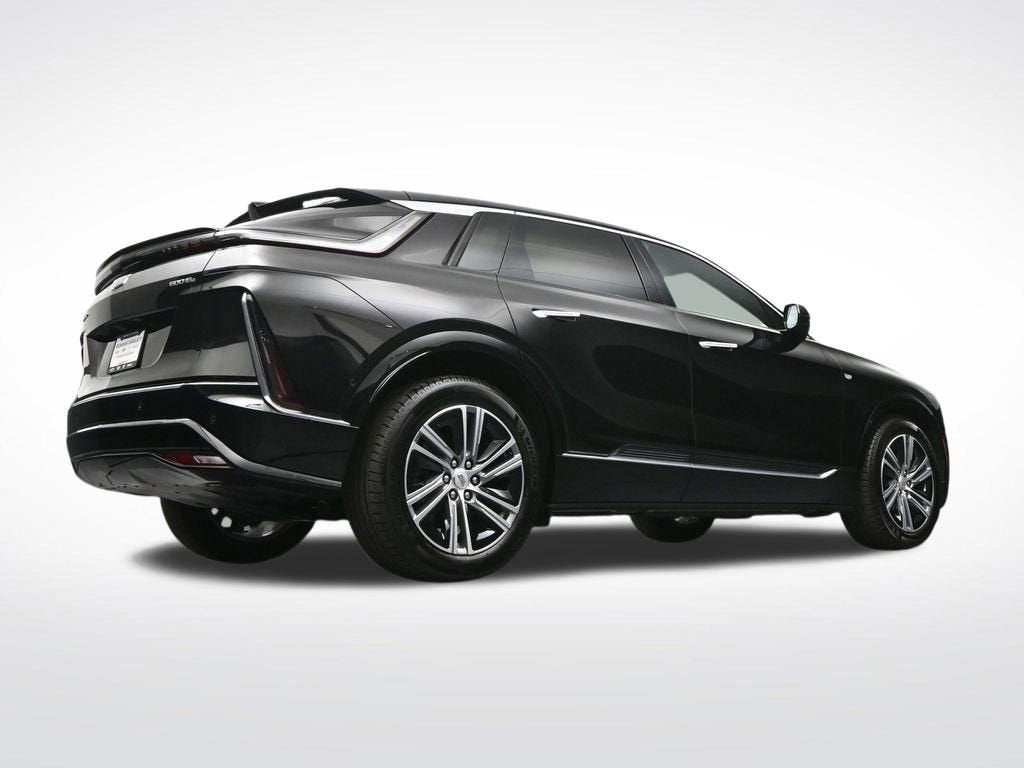 2025 Cadillac LYRIQ Luxury 1