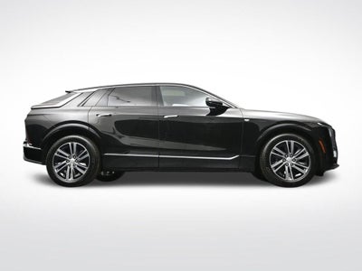 2025 Cadillac LYRIQ Luxury 1