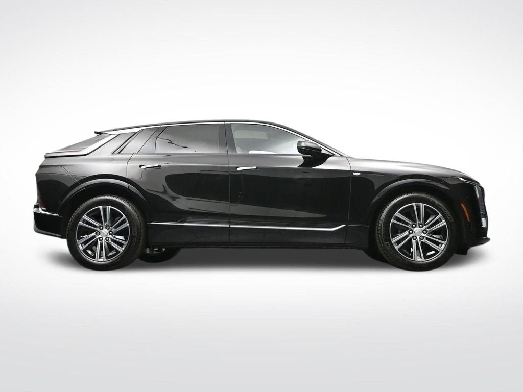 2025 Cadillac LYRIQ Luxury 1